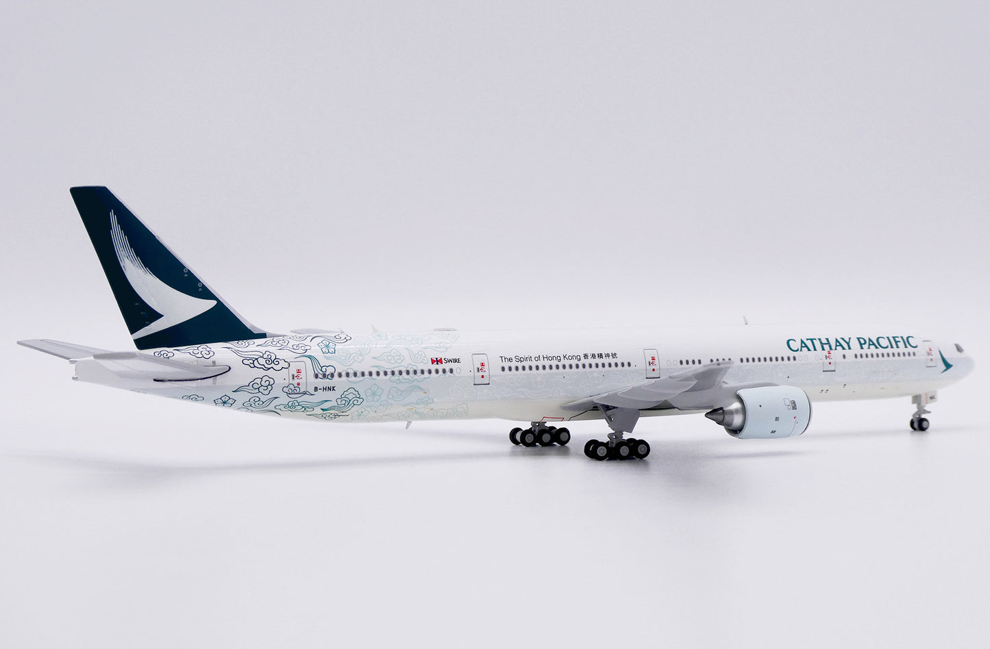 JC WINGS B777-300 CATHAY PACIFIC "THE SPIRIT OF HONG KONG" REG: B-HNK