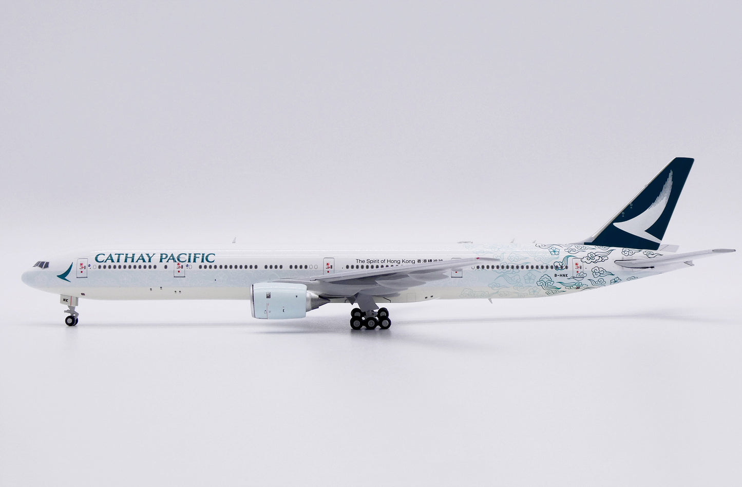 JC WINGS B777-300 CATHAY PACIFIC "THE SPIRIT OF HONG KONG" REG: B-HNK