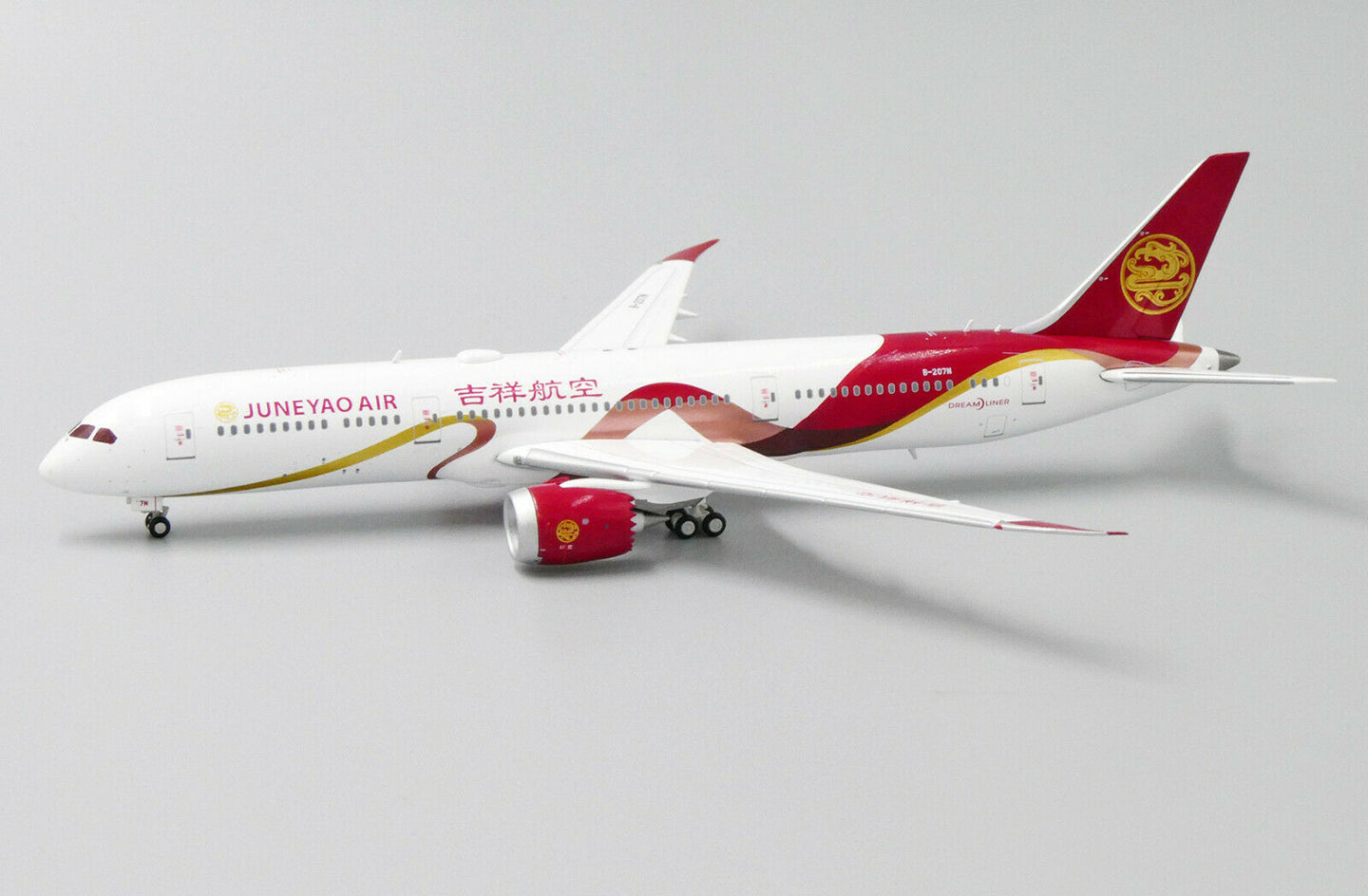JC WINGS B787-9 DREAMLINER JUNEYAO AIRLINES REG: B-207N