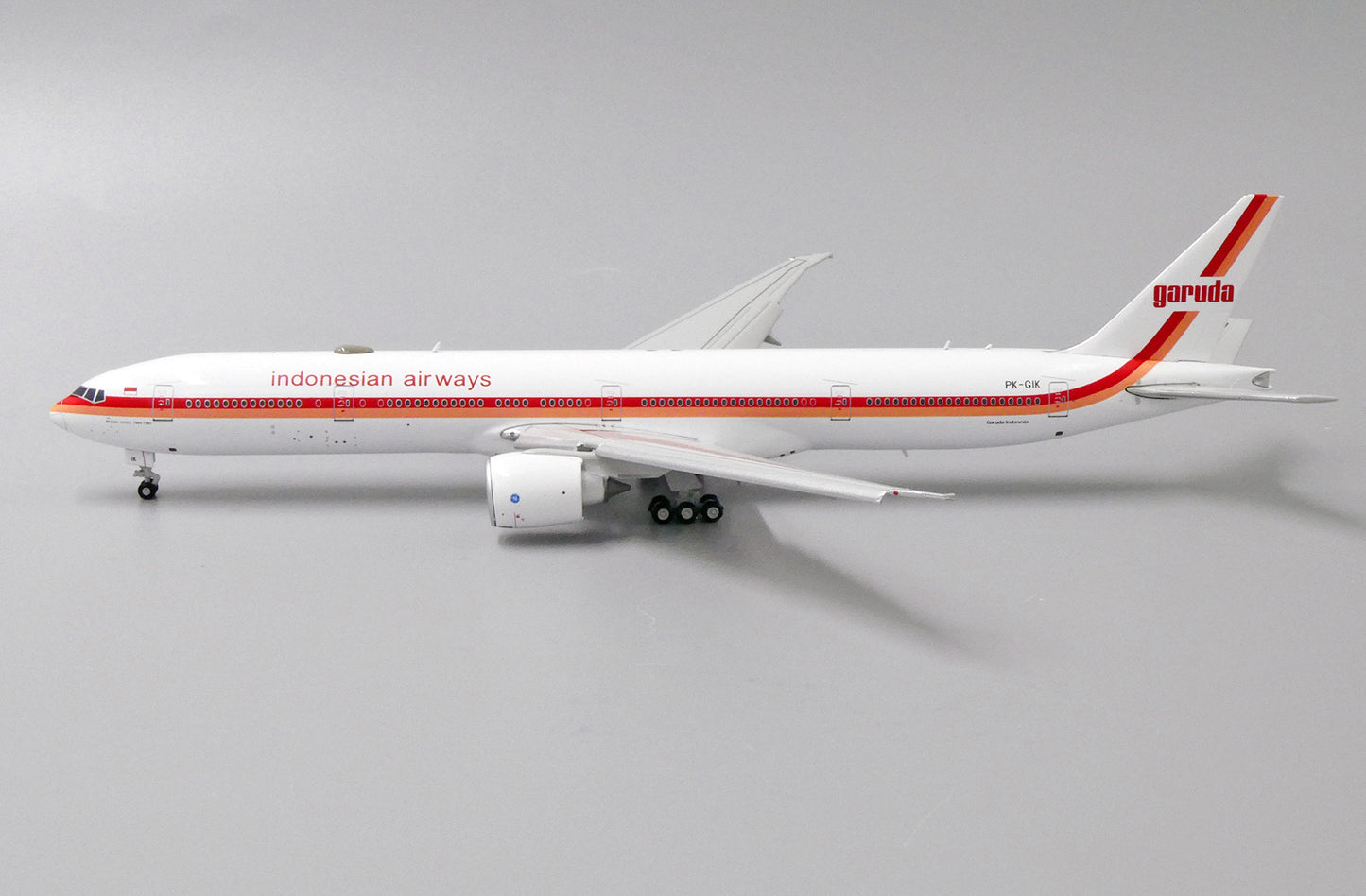 JC WINGS B777-300ER GARUDA INDONESIA (FLAP DOWN) REG: PK-GIK
