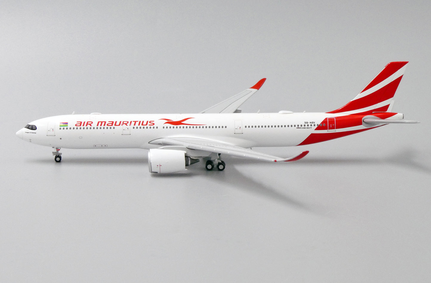 JCWINGS A330-900NEO AIR MAURITIUS REG: 3B-NBV
