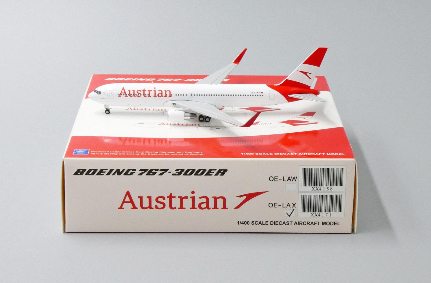 JC WINGS B767-300ER AUSTRIAN AIRLINES REG: OE-LAX WITH ANTENNA