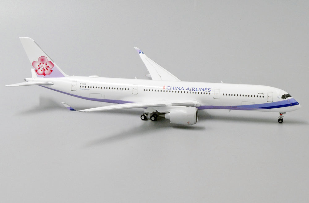 JCWINGS A350-900XWB CHINA AIRLINES REG: B-18912