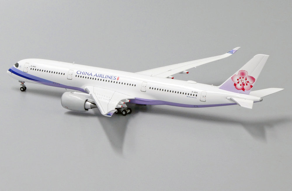 JCWINGS A350-900XWB CHINA AIRLINES REG: B-18912