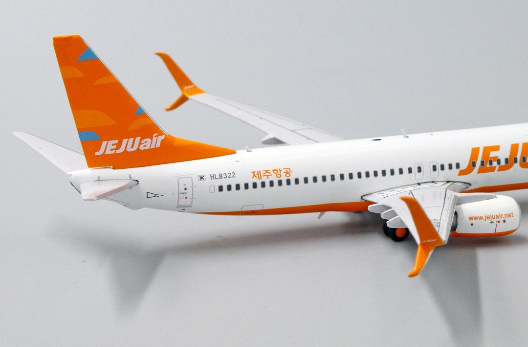 JC WINGS B737-800 JEJU AIR REG: HL8322