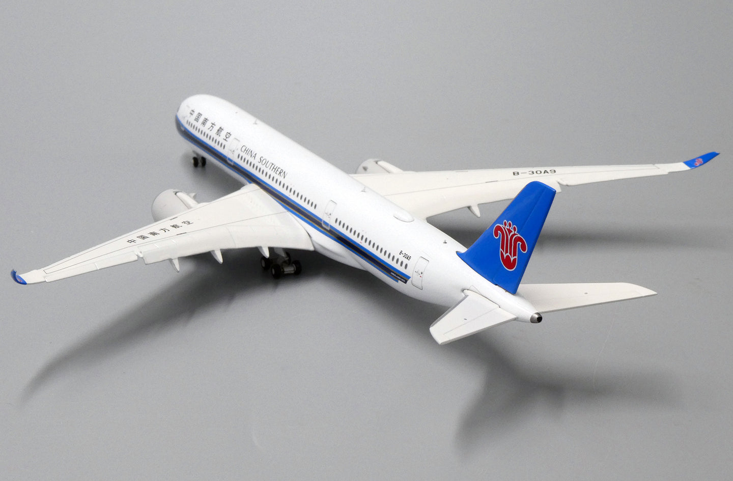JC WINGS A350-900XWB CHINA SOUTHERN AIRLINES REG: B-30A9