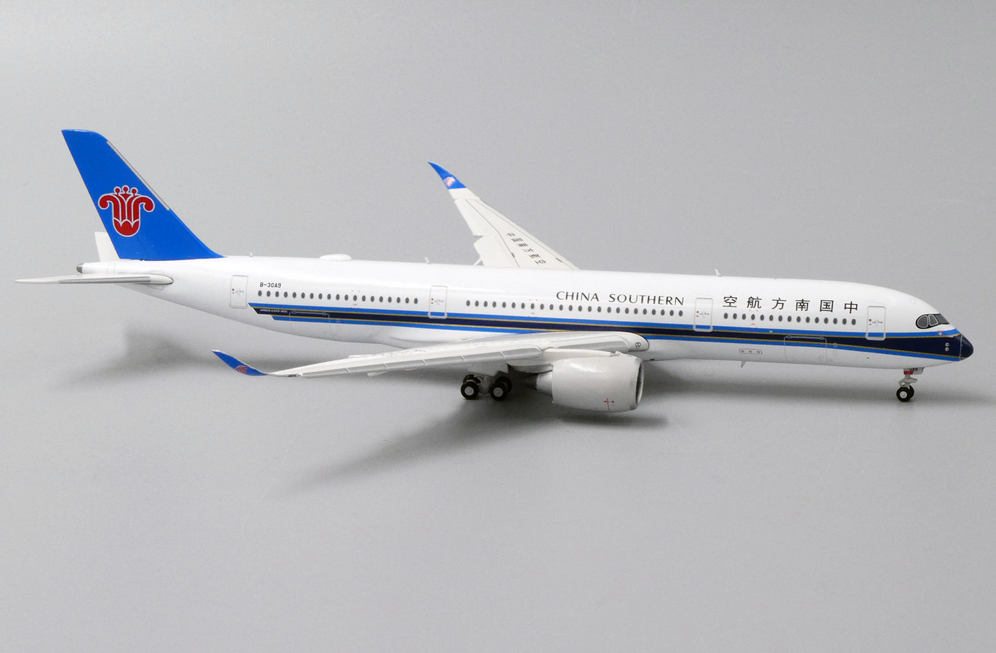 JC WINGS A350-900XWB CHINA SOUTHERN AIRLINES REG: B-30A9