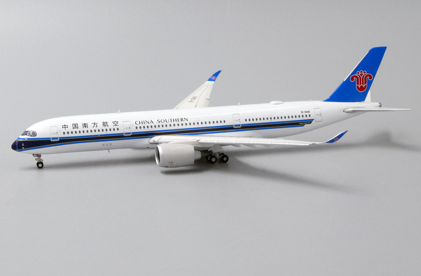 JC WINGS A350-900XWB CHINA SOUTHERN AIRLINES REG: B-30A9