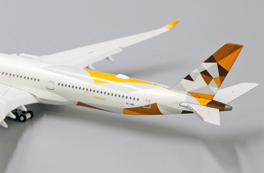 JCWINGS ETIHAD AIRWAYS A350 FLAP DOWN REG: A6-XWA