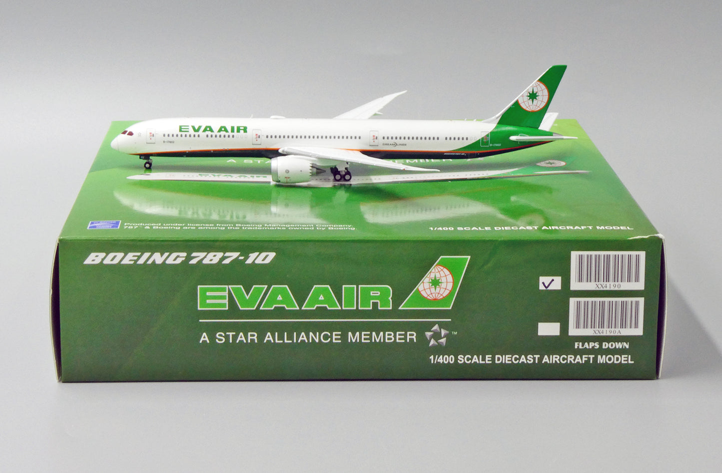 JCWINGS B787-10 DREAMLINER EVA AIR REG: B-17802