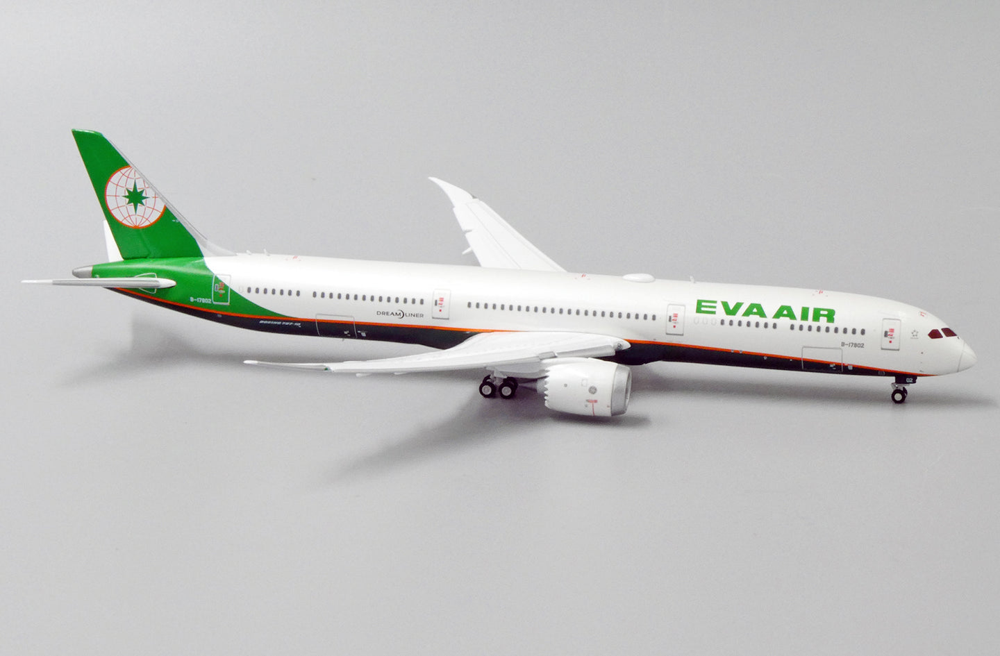 JCWINGS B787-10 EVA AIR FLAP DOWN REG: B-17802