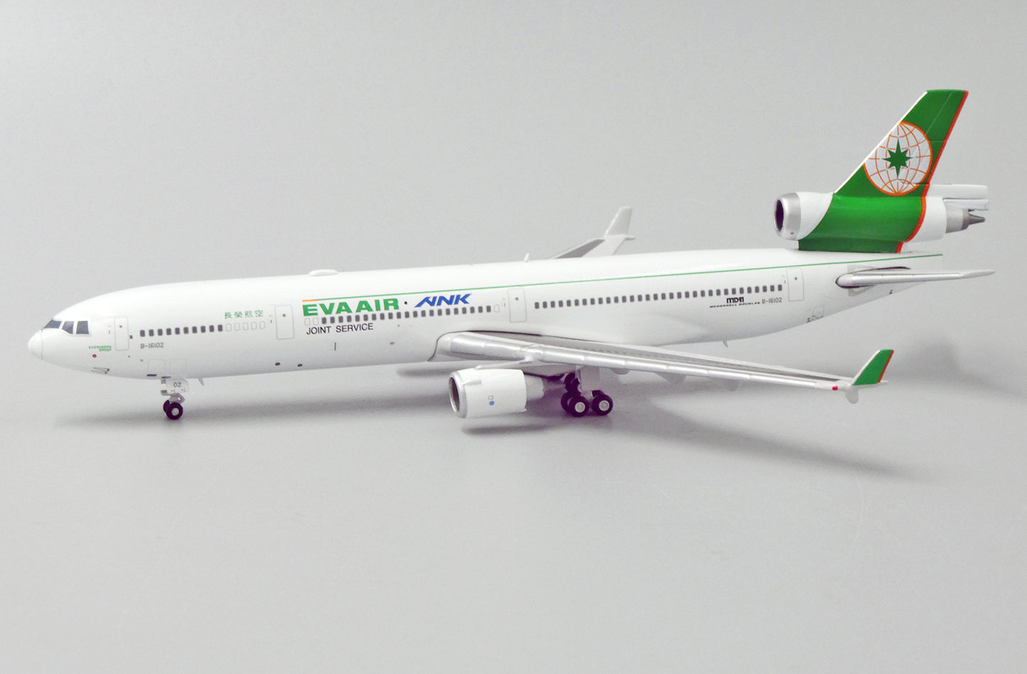 JCWINGS MD-11 EVA AIR REG: B-16102