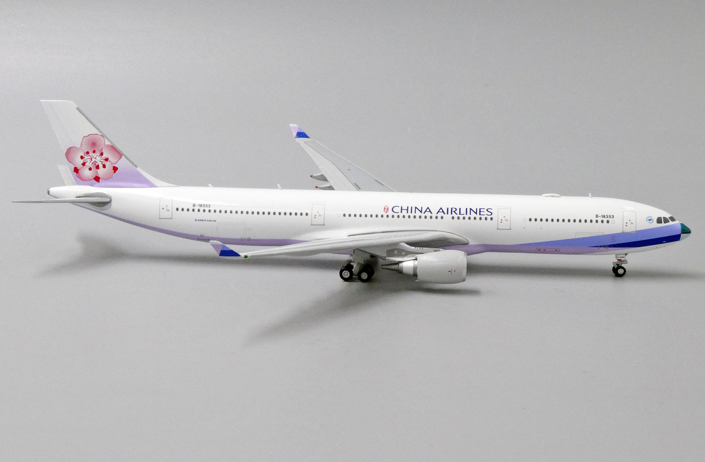 JC WINGS A330-300 CHINA AIRLINES "SPECIAL NOSE" REG: B-18353