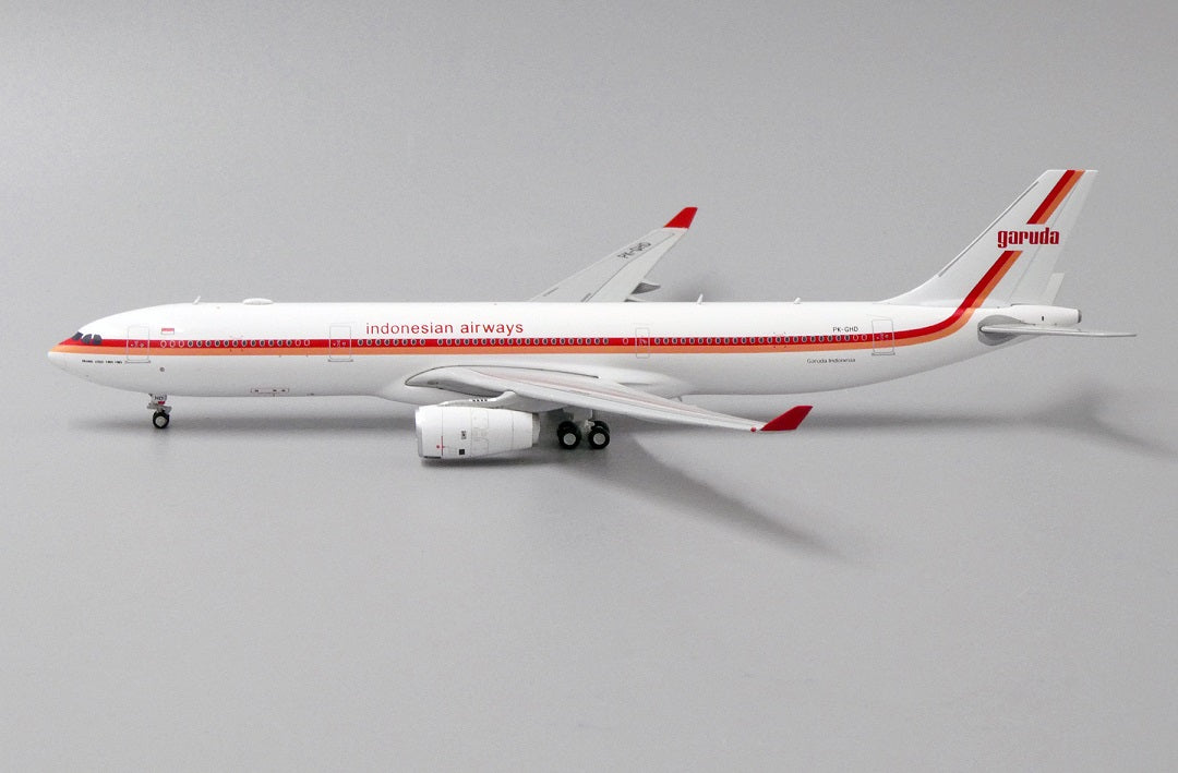 JC WINGS A330-300 GARUDA INDONESIA "RETRO LIVERY" REG: PK-GHD