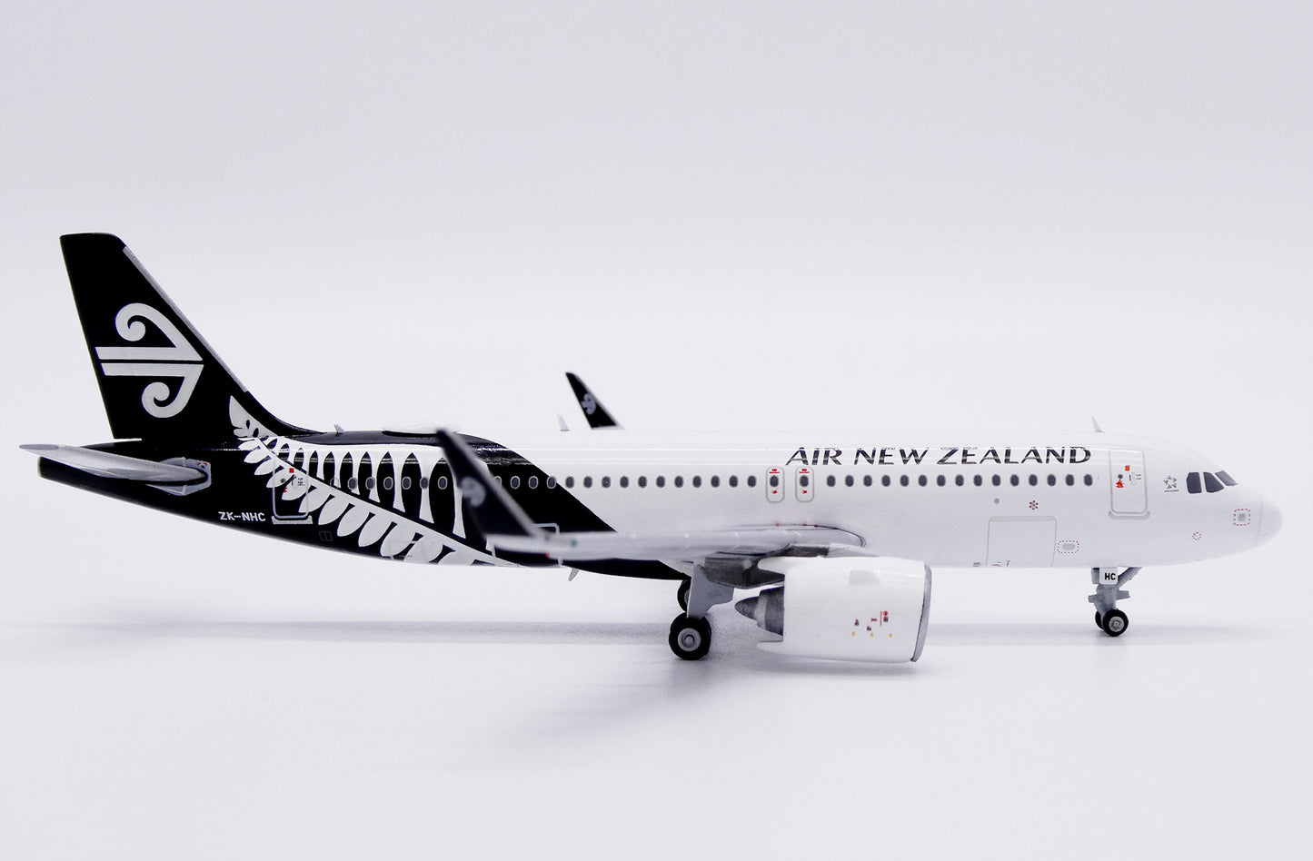 JC WINGS A320NEO AIR NEW ZEALAND REG: ZK-NHC