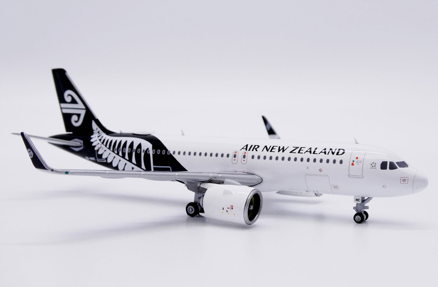 JC WINGS A320NEO AIR NEW ZEALAND REG: ZK-NHC