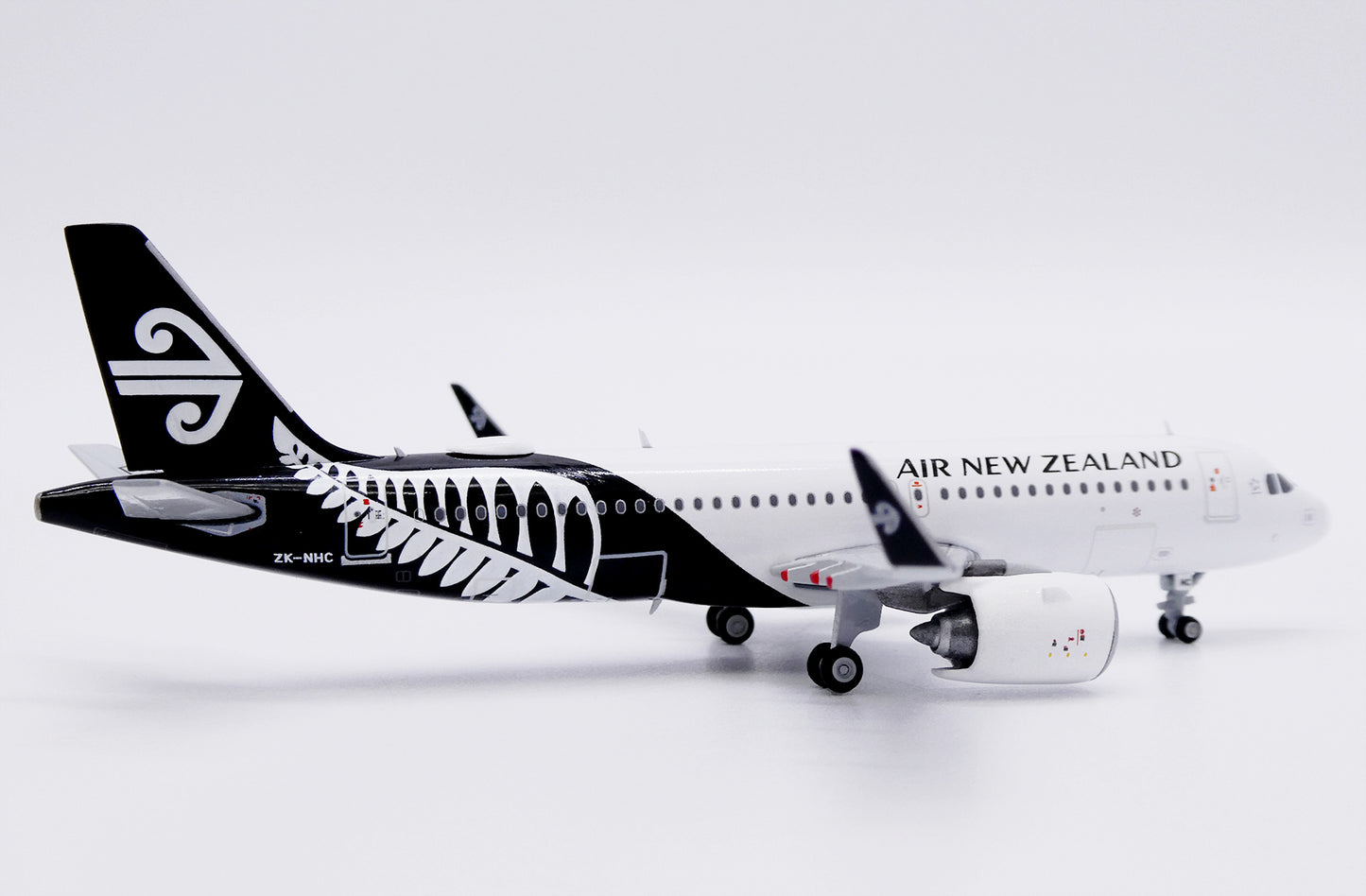 JC WINGS A320NEO AIR NEW ZEALAND REG: ZK-NHC