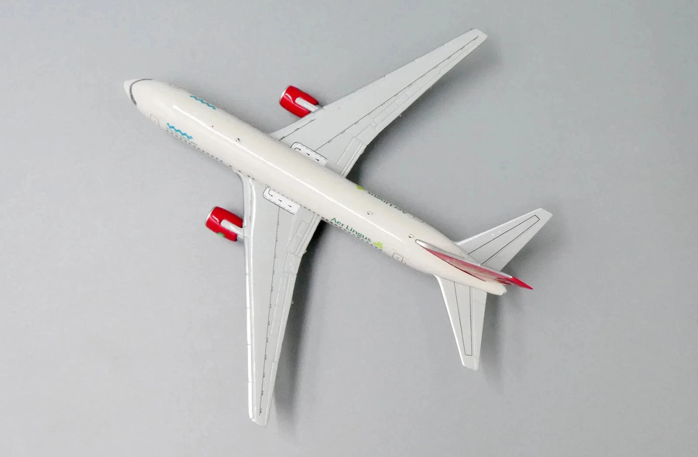 JC WINGS B767-200ER OMNI AIR INTERNATIONAL REG: N225AX