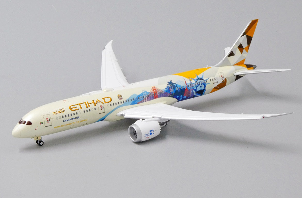 JC WINGS B787-9 ETIHAD AIRWAYS (FLAPS DOWN) REG: A6-BLC