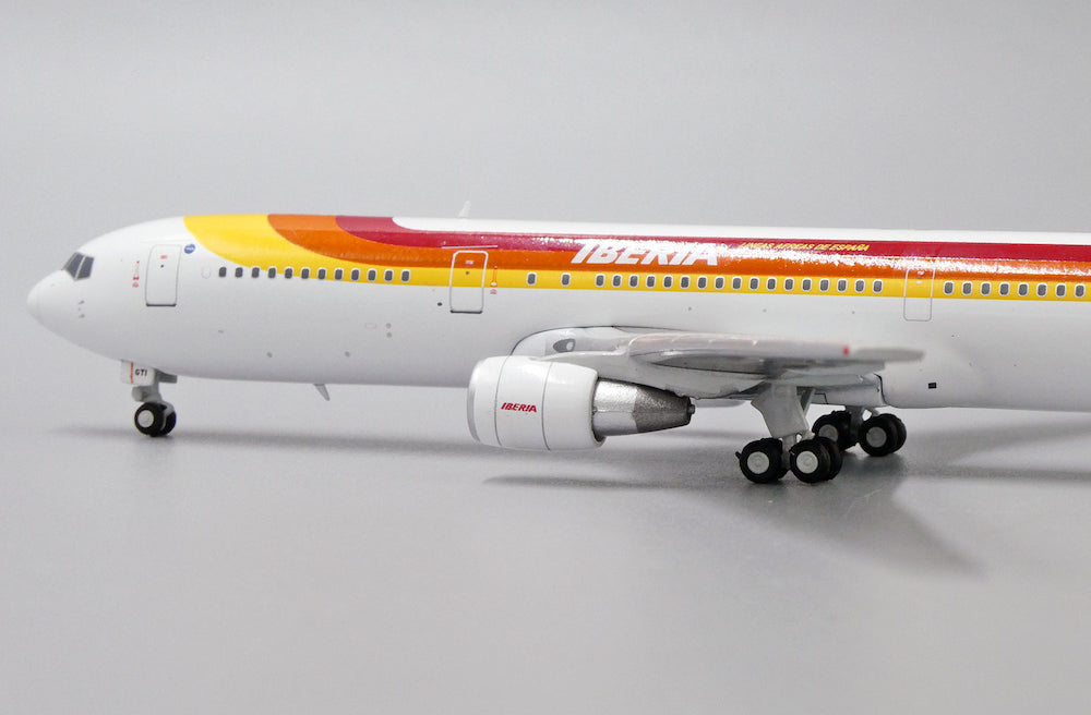 JC WINGS B767-300(ER) IBERIA REG: EC-GTI