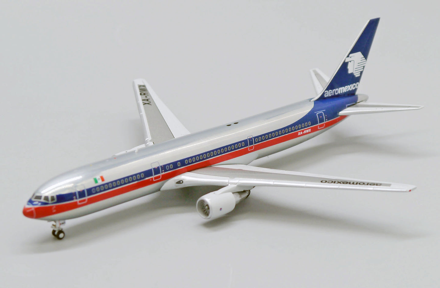 JC WINGS B767-300ER AEROMEXICO POLISHED REG: XA-RWX