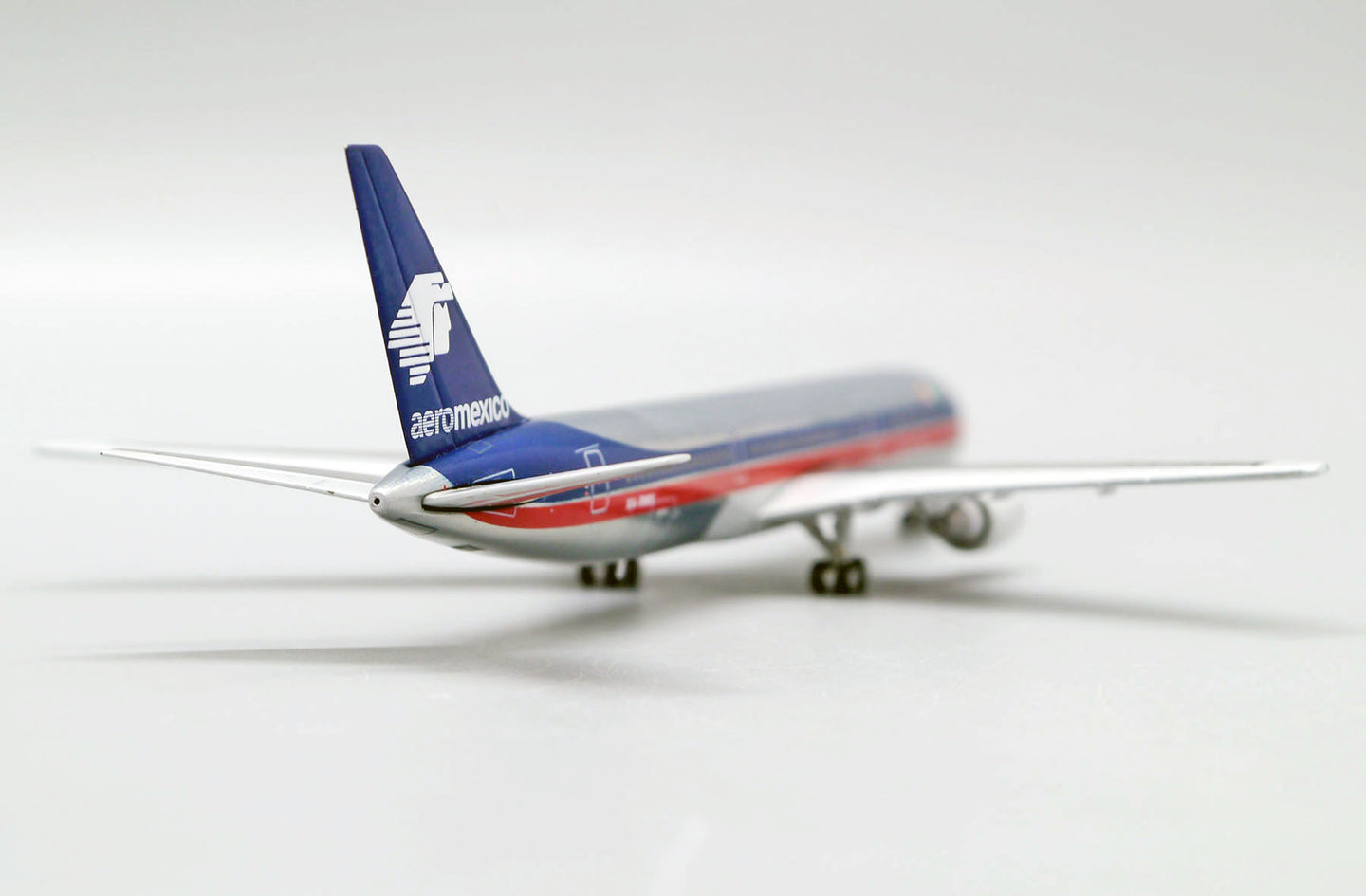 JC WINGS B767-300ER AEROMEXICO POLISHED REG: XA-RWX