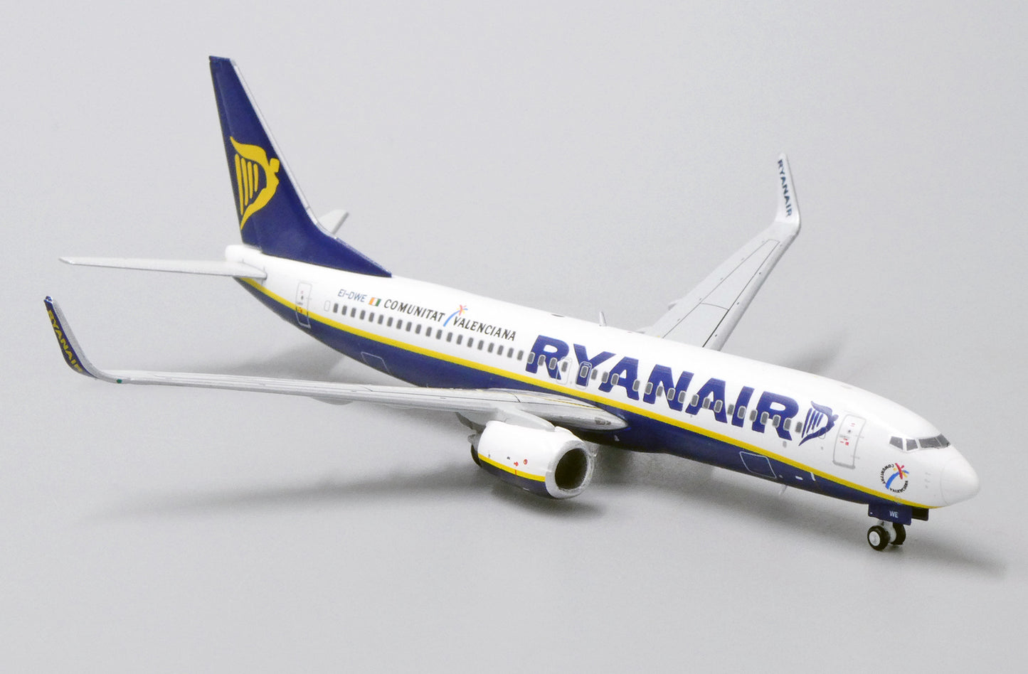 JC WINGS B737-800 RYANAIR "COMUNITAT VALENCIANA" REG: EI-DWE