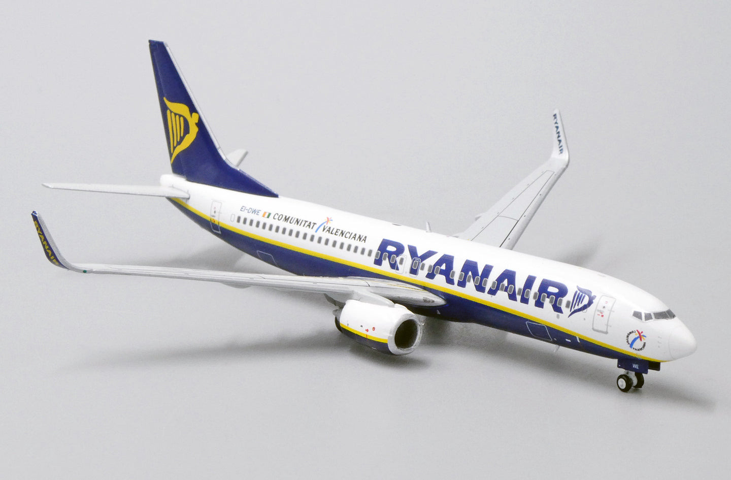 JC WINGS B737-800 RYANAIR "COMUNITAT VALENCIANA" REG: EI-DWE