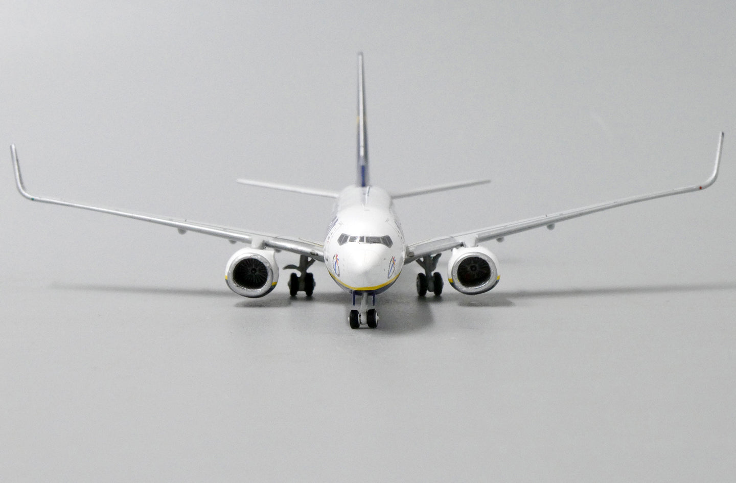 JC WINGS B737-800 RYANAIR "COMUNITAT VALENCIANA" REG: EI-DWE