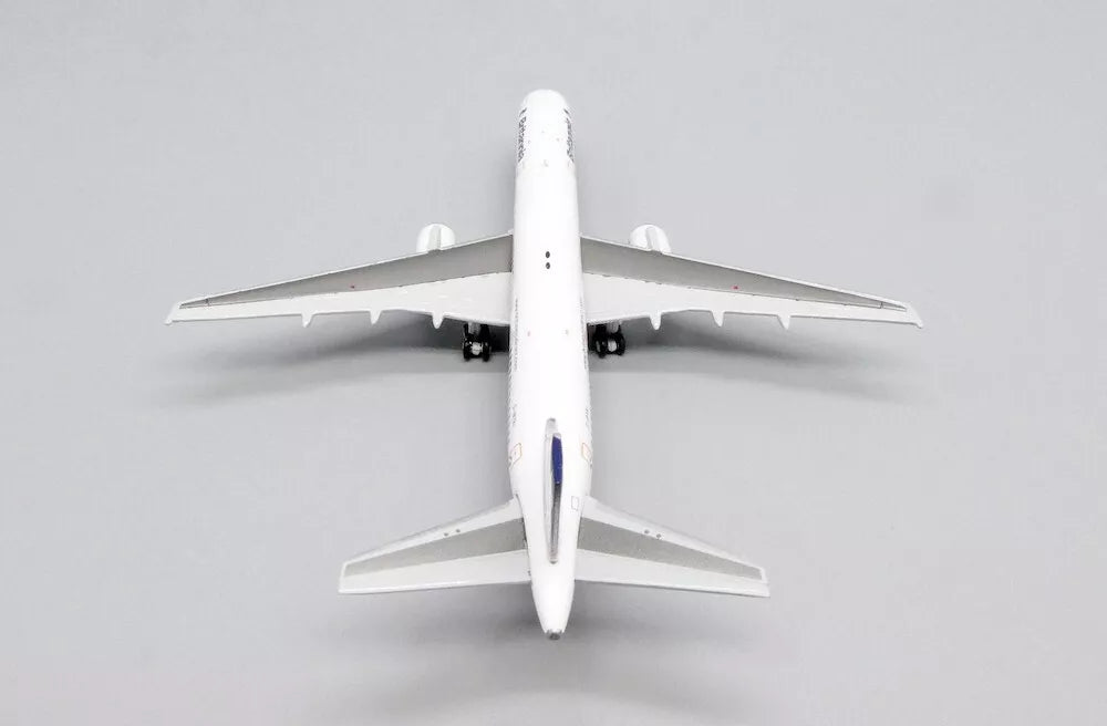 JC WINGS B757-200 BRITANNIA AIRWAYS REG: G-BYAI