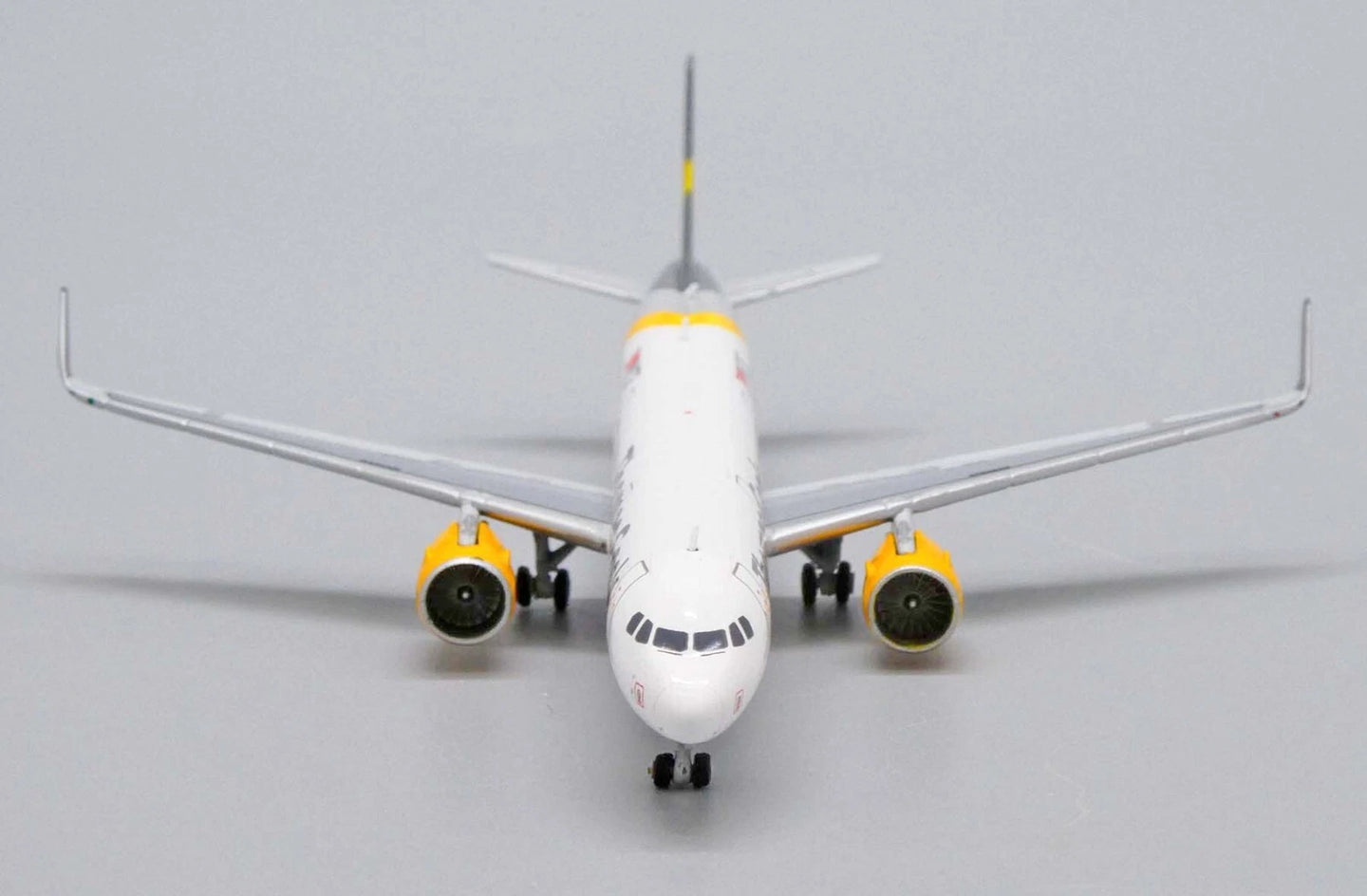 JC WINGS A321 THOMAS COOK I LOVE MCR REG: G-TCDM