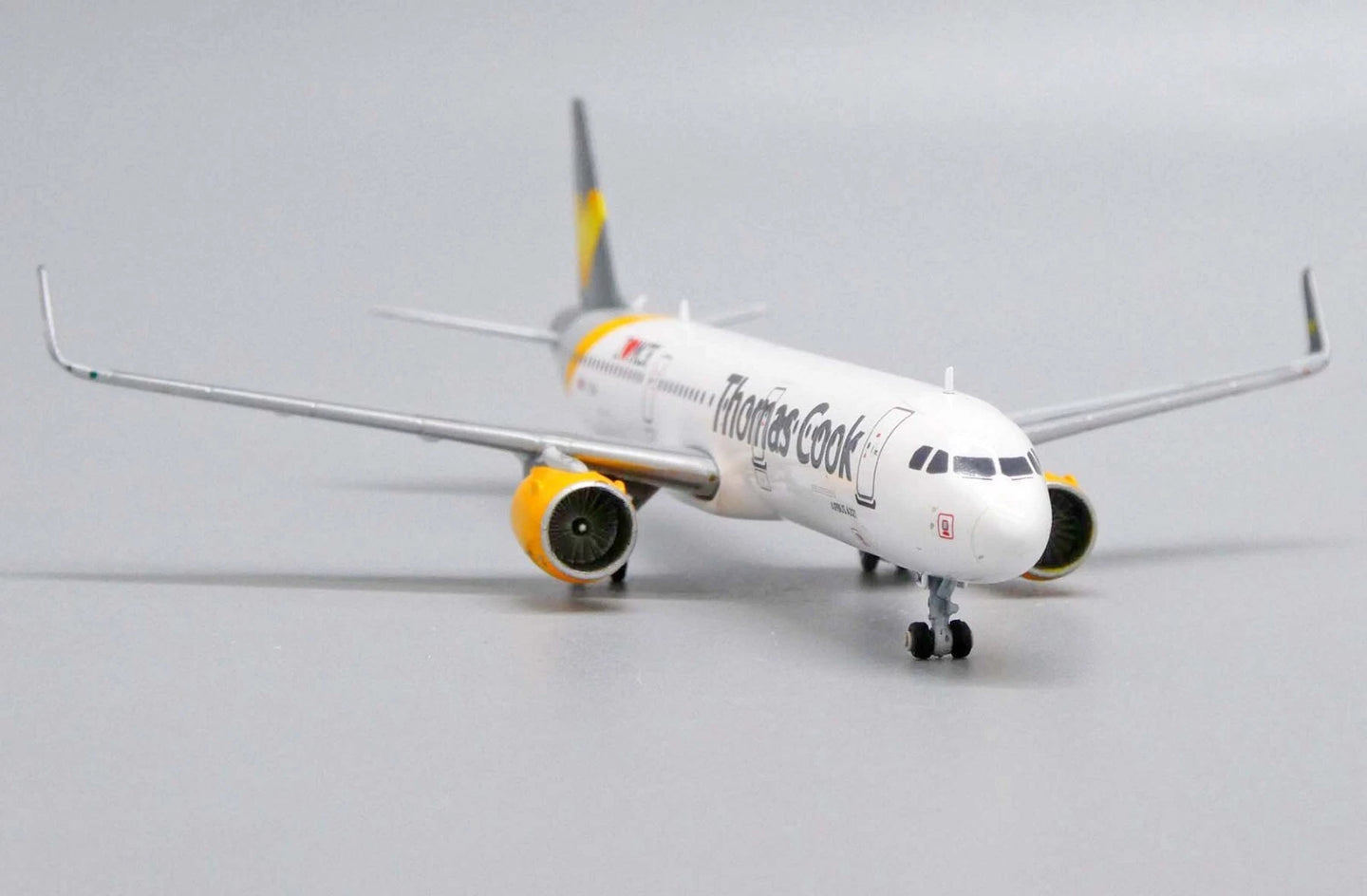 JC WINGS A321 THOMAS COOK I LOVE MCR REG: G-TCDM