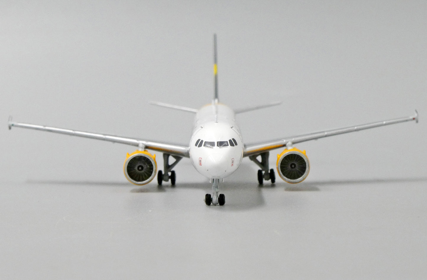 JC WINGS A321 THOMAS COOK "PINK RIBBON" REG: G-TCDW