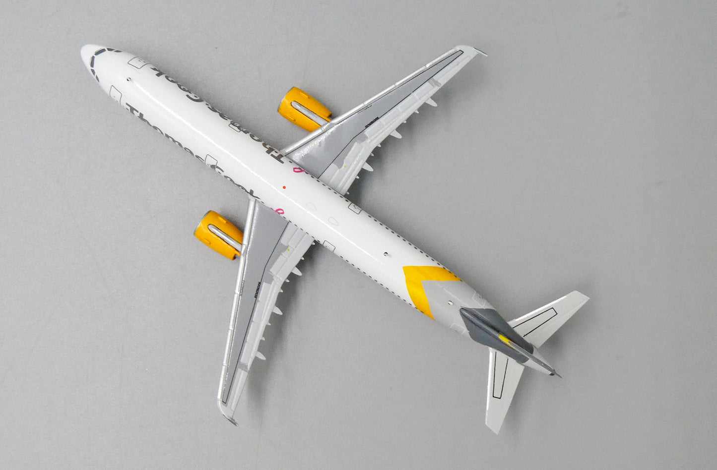 JC WINGS A321 THOMAS COOK "PINK RIBBON" REG: G-TCDW