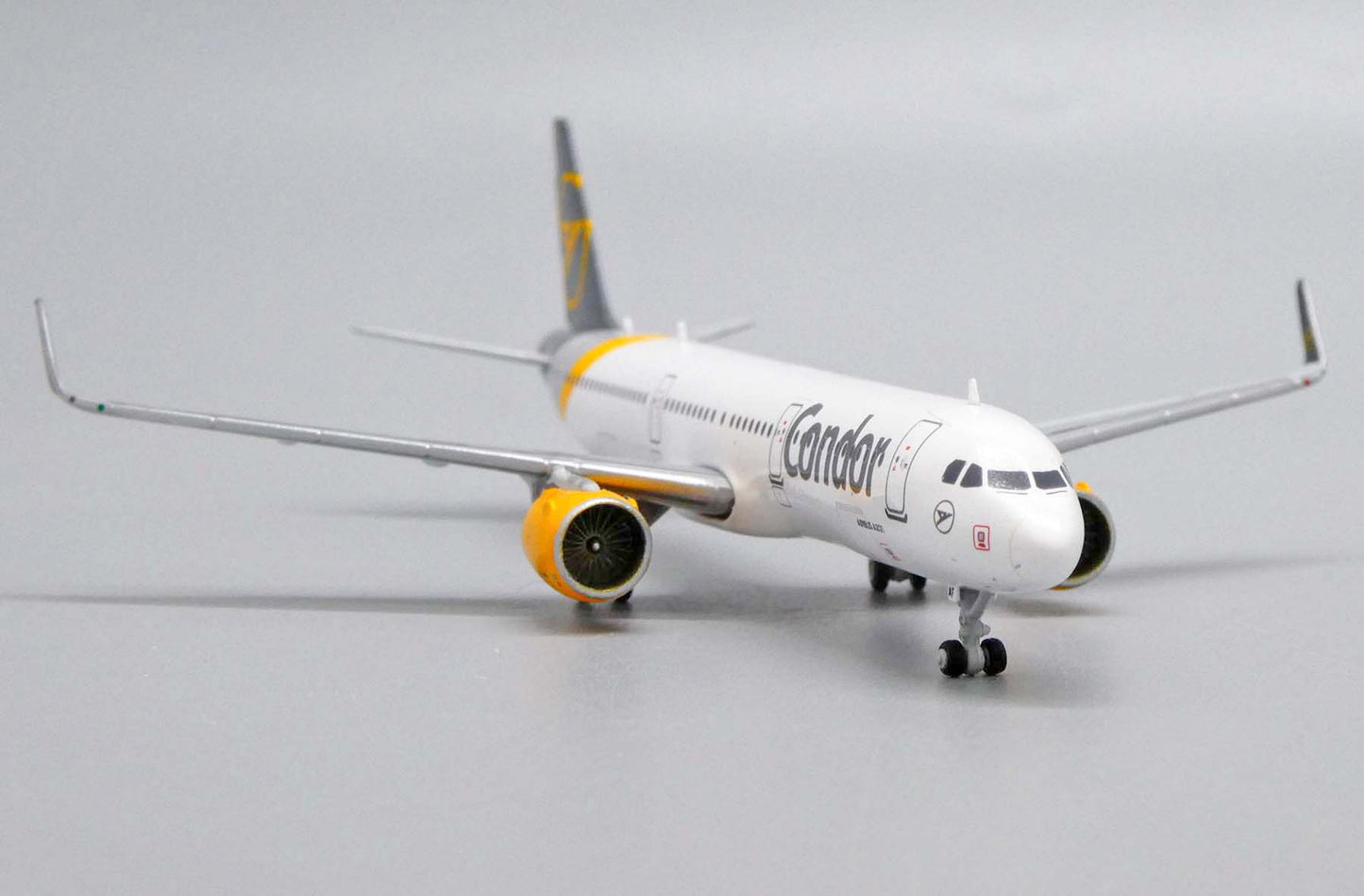 JC WINGS A321 CONDOR REG: D-AIAF