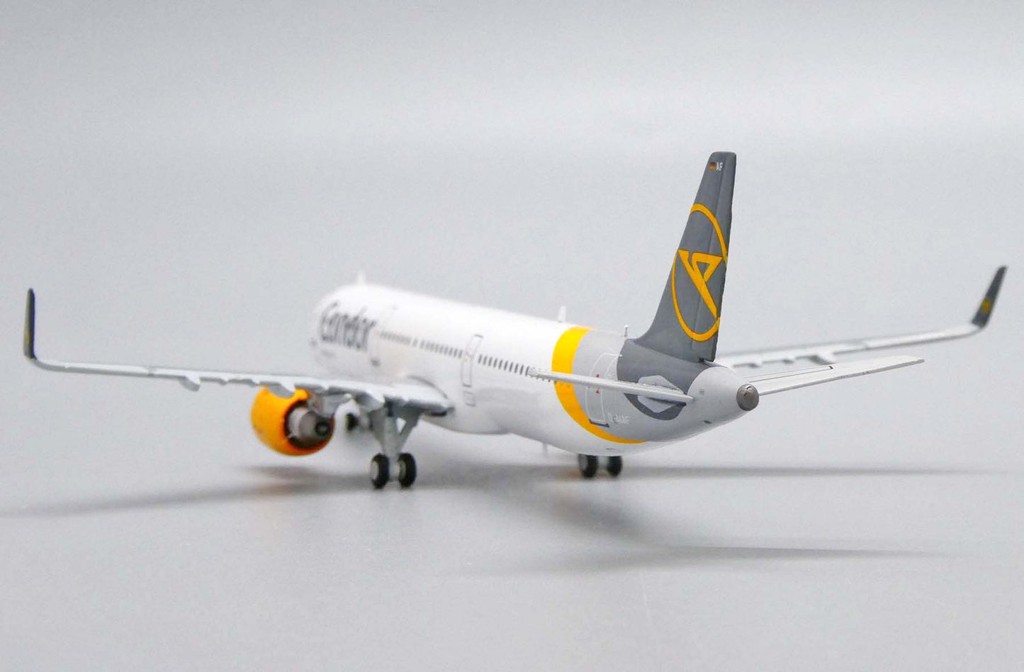 JC WINGS A321 CONDOR REG: D-AIAF
