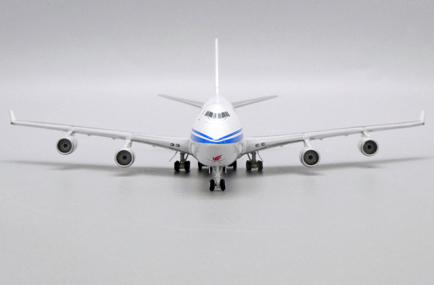 JC WINGS B747-400F AIR CHINA CARGO REG: B-2476