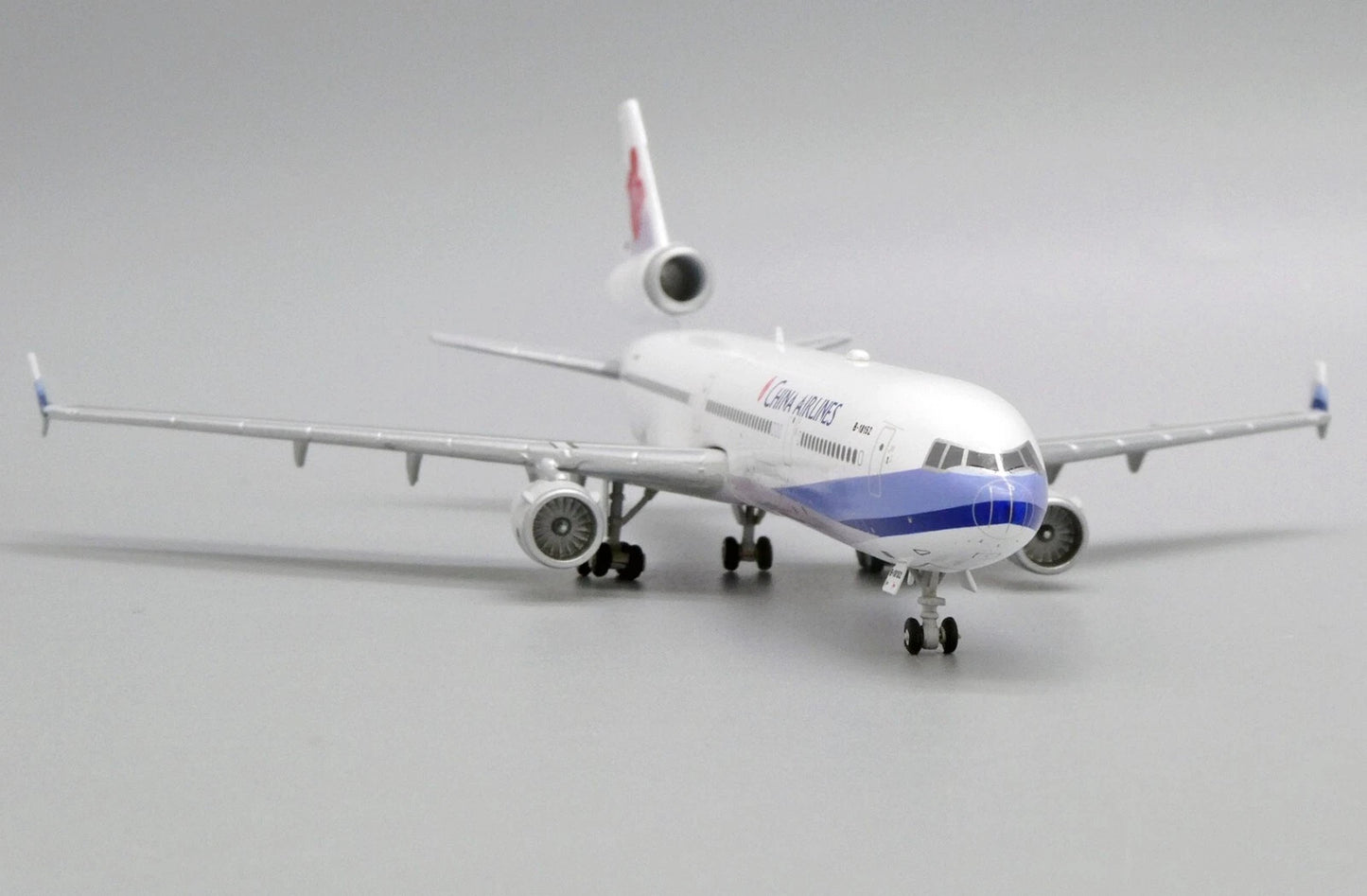 JCWINGS MD-11 CHINA AIRLINES REG: B-18152