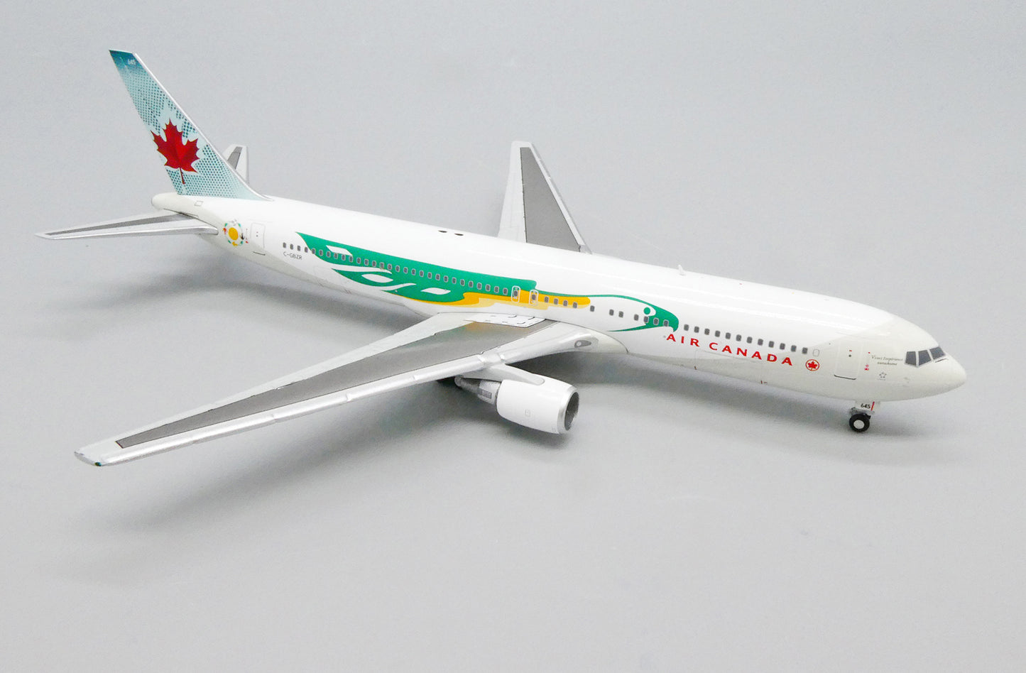 JCWINGS B767-300(ER) AIR CANADA "FREE SPIRIT" REG: C-GBZR