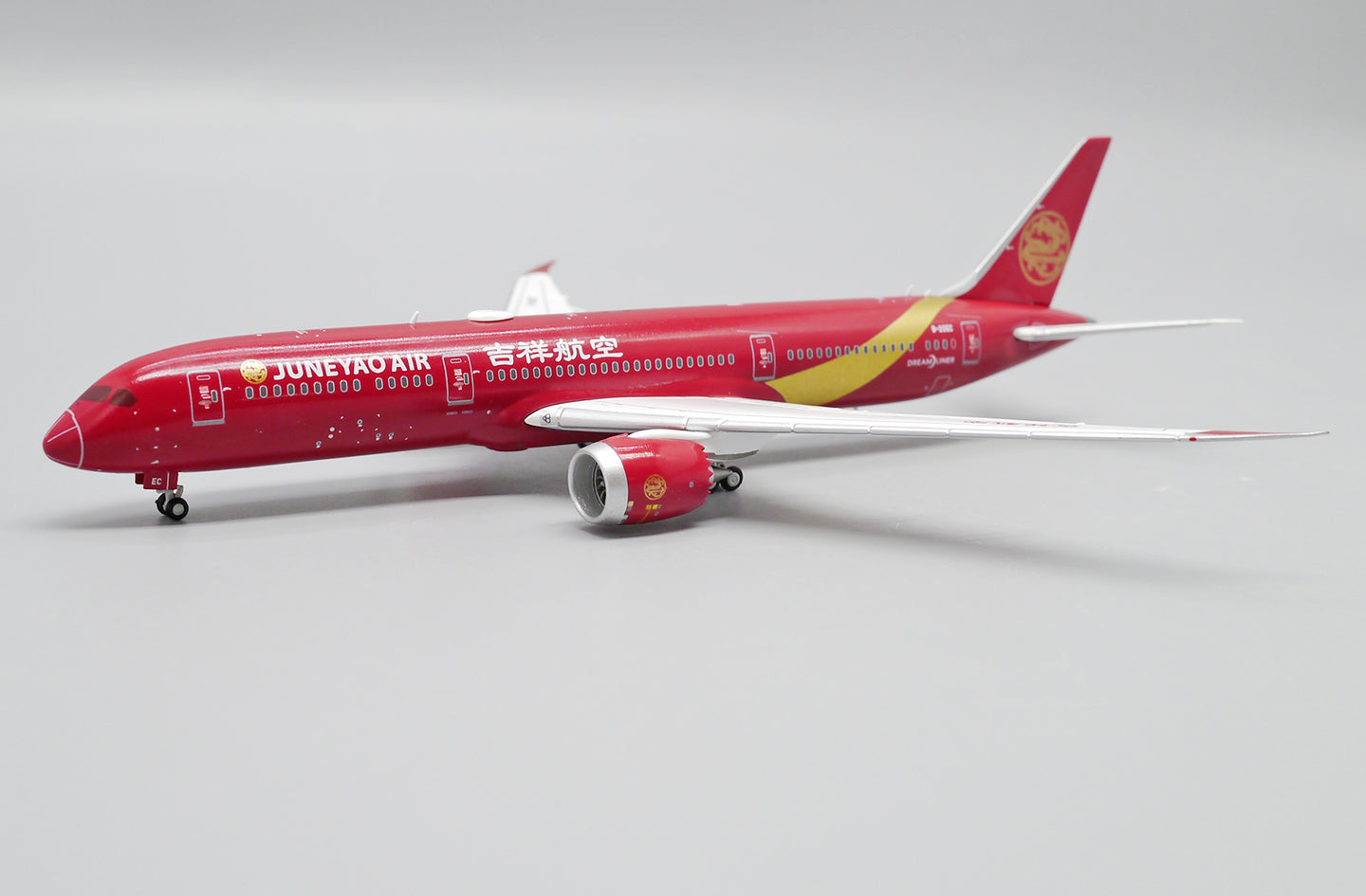 JC WINGS B787-9 DREAMLINER JUNEYAO AIR REG: B-20EC