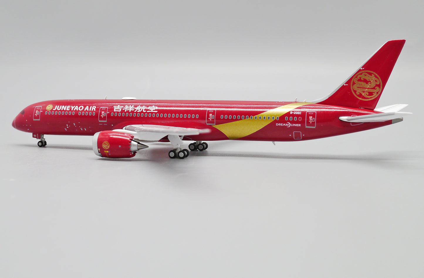 JC WINGS B787-9 DREAMLINER JUNEYAO AIR REG: B-20EC