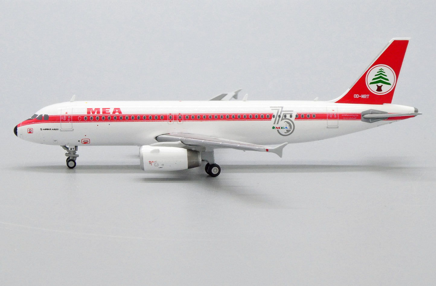 JCWINGS MIDDLE EAST AIRLINES A320 REG: OD-MRT