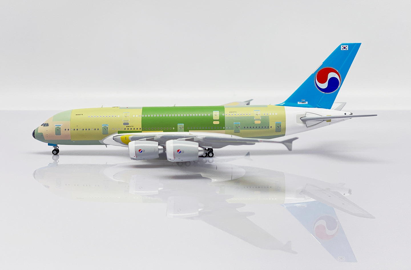 JC WINGS A380 KOREAN AIR "BARE METAL" REG: F-WWSS