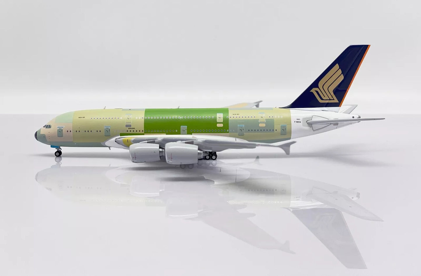 JC WINGS A380 SINGAPORE AIRLINES "BARE METAL" REG: F-WWSM
