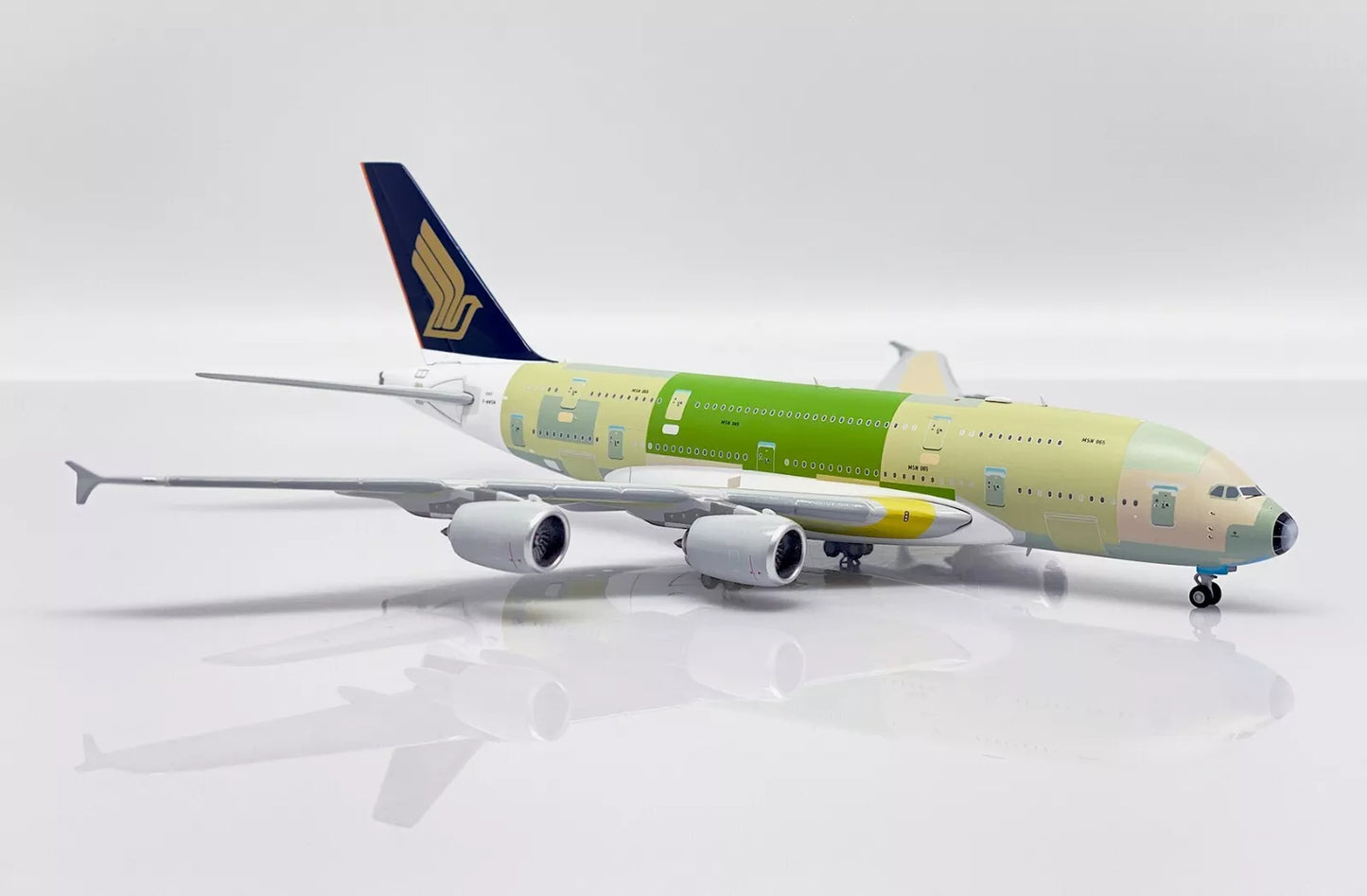 JC WINGS A380 SINGAPORE AIRLINES "BARE METAL" REG: F-WWSM