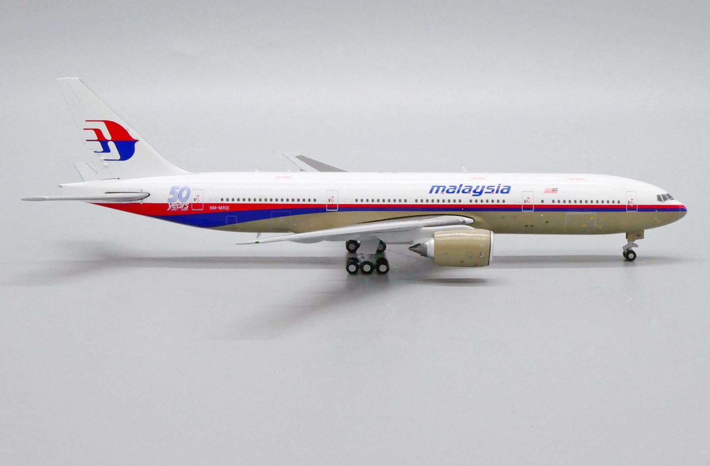 JCWINGS B777 MALAYSIA AIRLINES REG: 9M-MRB