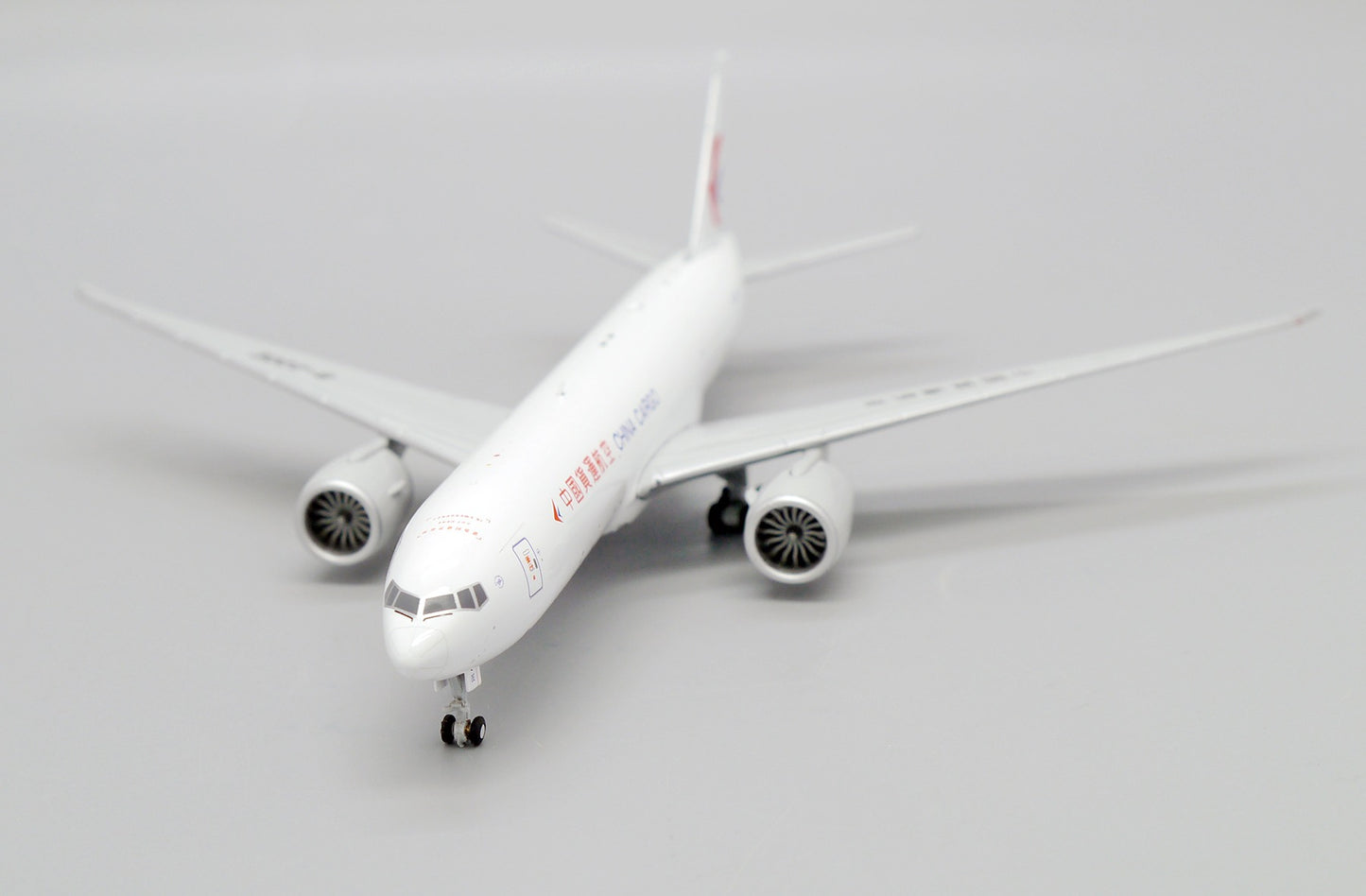 JC WINGS B777-200(LRF) CHINA CARGO AIRLINES REG: B-220E