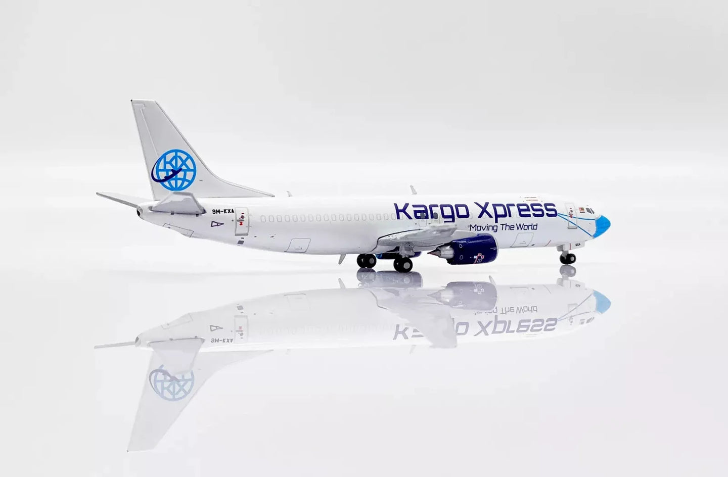 JCWINGS B737-400 KARGO XPRESS REG: 9M-KXA