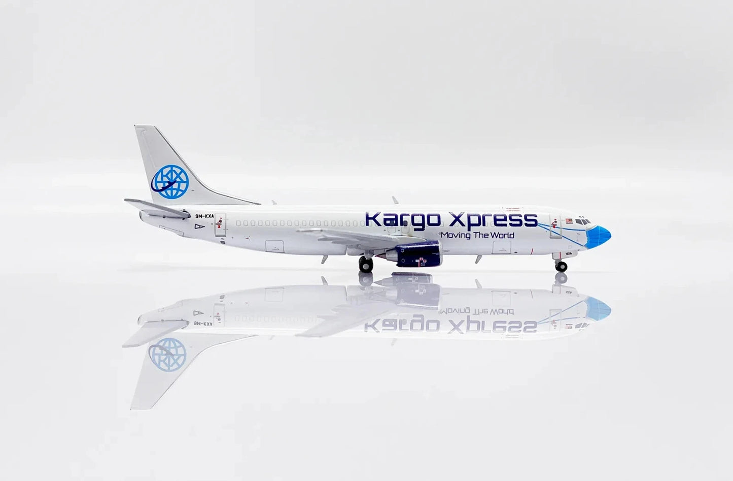 JCWINGS B737-400 KARGO XPRESS REG: 9M-KXA
