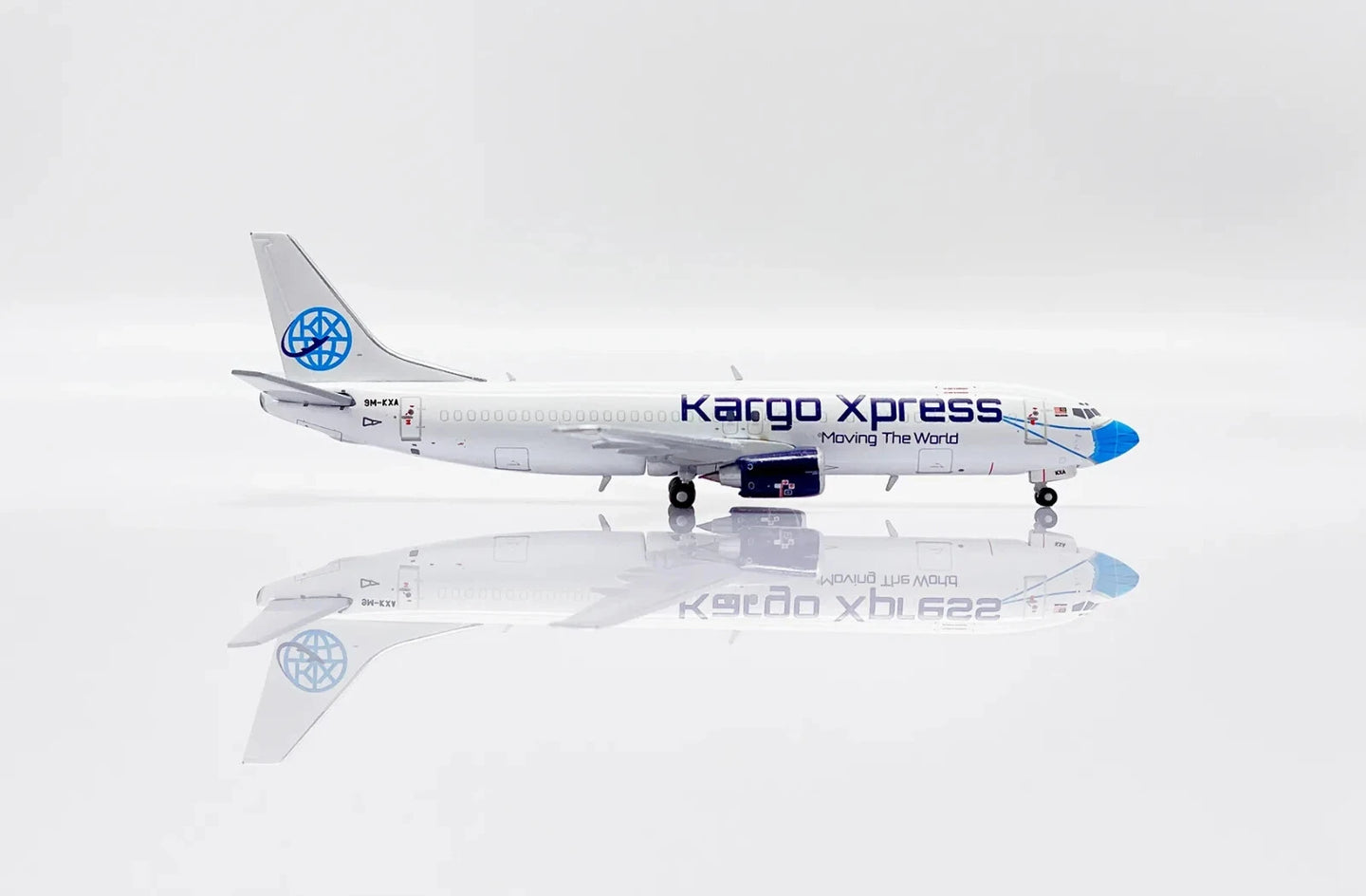 JCWINGS B737-400 KARGO XPRESS REG: 9M-KXA